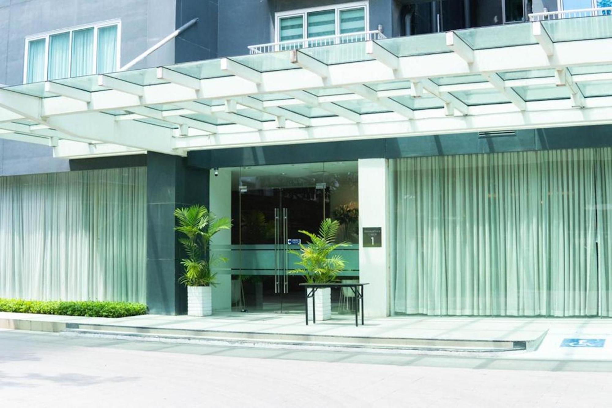 Abreeza Studio Suite 2321 - Pool, Wifi, City View, Washer, Ac, Netflix, Mall Davao Zewnętrze zdjęcie